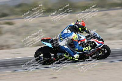 media/Jan-15-2026-Racers Edge (Thu) [[dfebeb70ab]]/2-A Group/Session 3 (Turn 15 Inside Pans)/